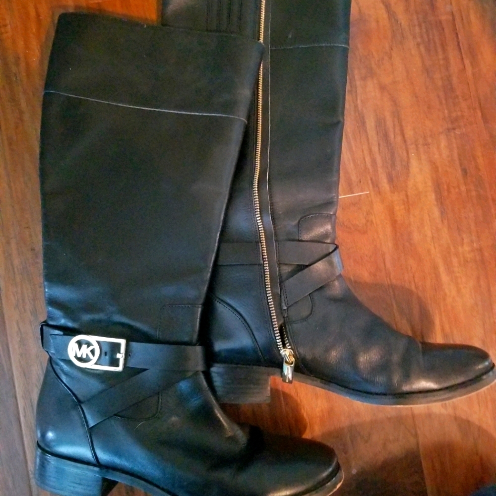 Women's Michael kors boots